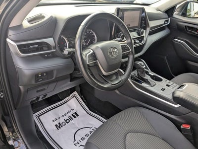 2025 Toyota Highlander LE