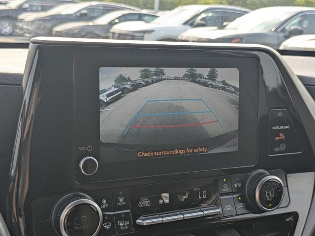 2025 Toyota Highlander LE