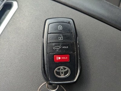 2025 Toyota Highlander LE