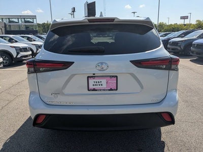 2024 Toyota Highlander XLE