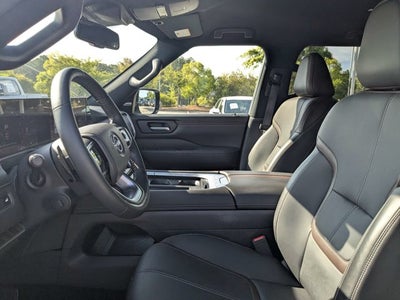 2025 Nissan Armada SL