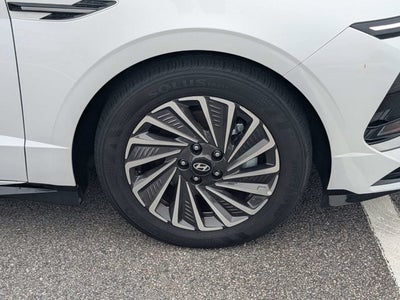 2025 Hyundai Sonata Hybrid SEL