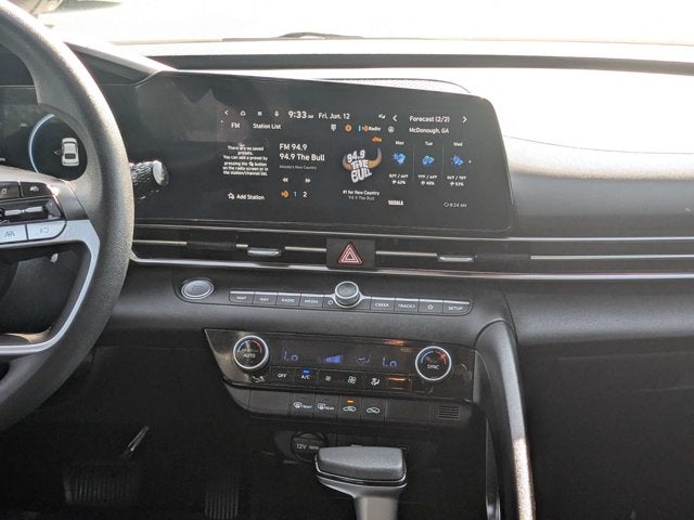 2024 Hyundai Elantra SEL