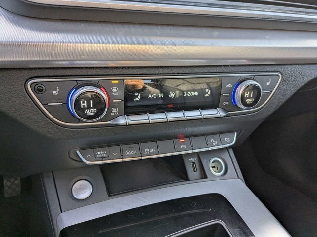 2025 Audi Q5 S line Premium