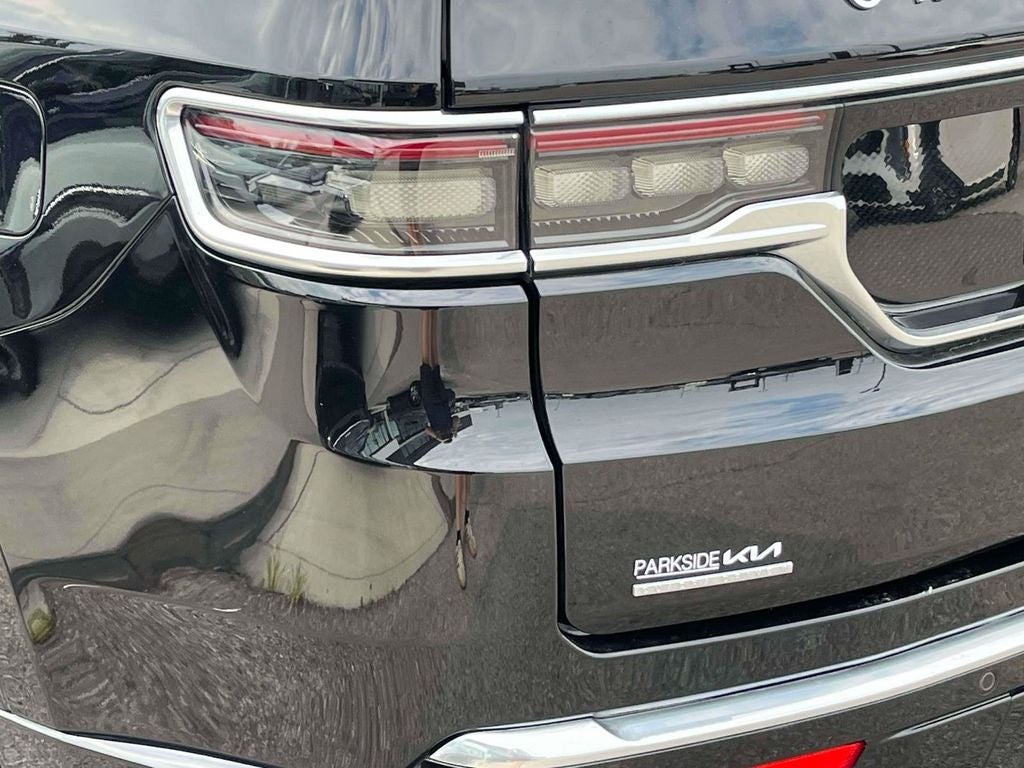 2022 Jeep Grand Wagoneer Series II