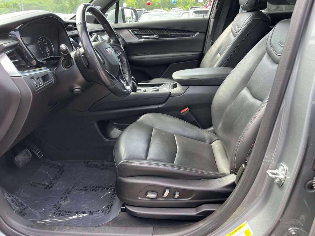 2023 Cadillac XT6 Premium Luxury