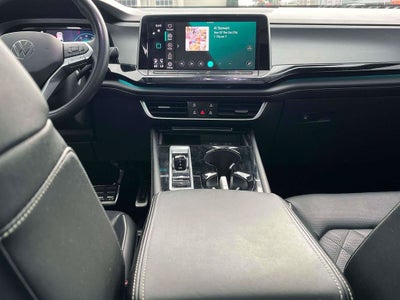 2024 Volkswagen Atlas Cross Sport 2.0T SEL Premium R-Line