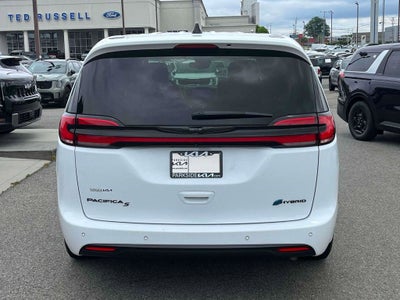 2024 Chrysler Pacifica Hybrid Select