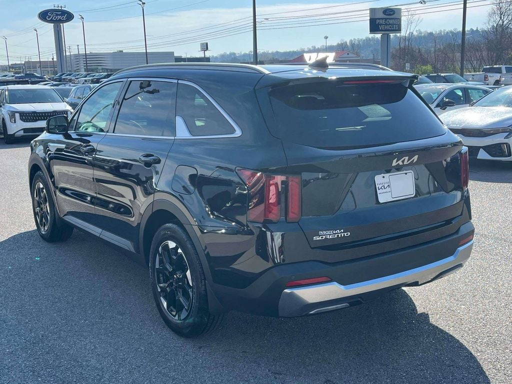 2026 Kia Sorento S