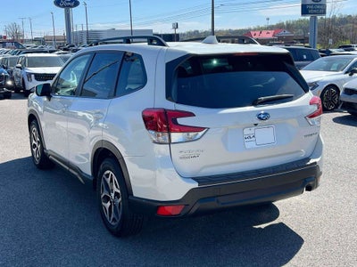 2023 Subaru Forester Premium
