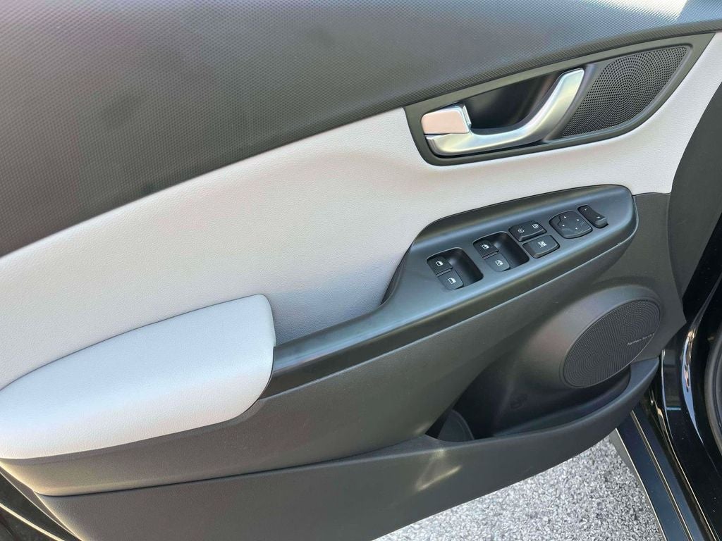 2022 Hyundai Kona Limited