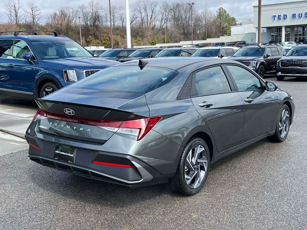 2025 Hyundai Elantra SEL Sport