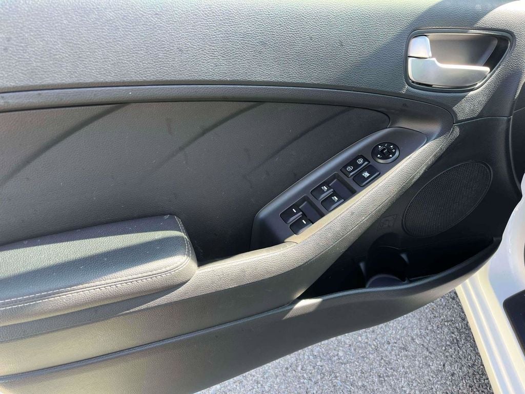 2017 Kia Forte5 LX