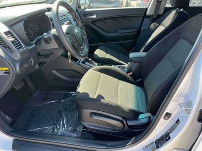 2017 Kia Forte5 LX