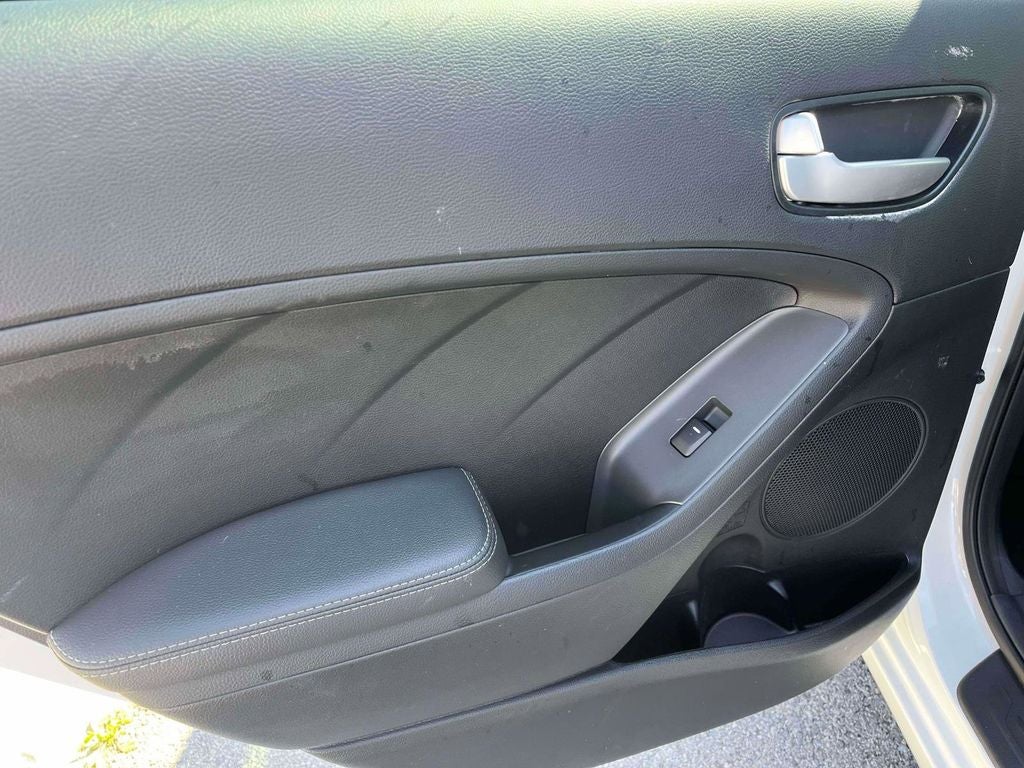 2017 Kia Forte5 LX