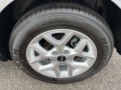 2025 Kia Soul Base