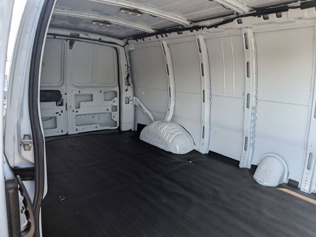 2025 Chevrolet Express 2500 Work Van Cargo