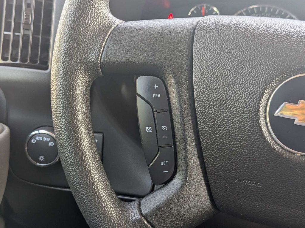 2025 Chevrolet Express 2500 Work Van Cargo
