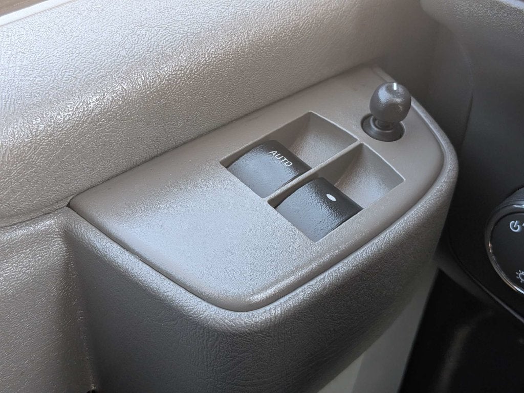 2025 Chevrolet Express 2500 Work Van Cargo