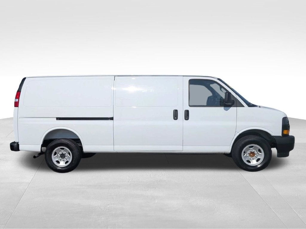 2025 Chevrolet Express 2500 Work Van Cargo