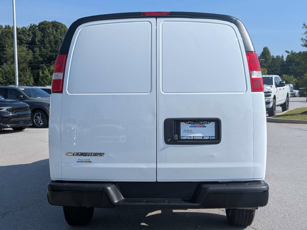 2025 Chevrolet Express 2500 Work Van Cargo