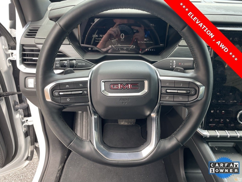 2024 GMC Acadia Elevation