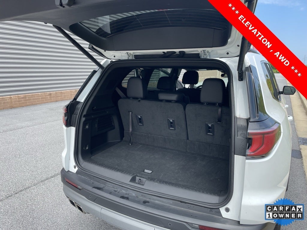 2024 GMC Acadia Elevation