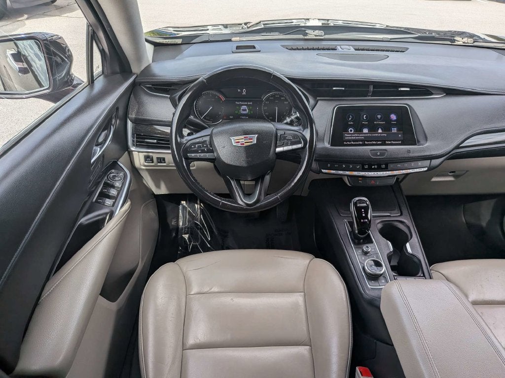 2021 Cadillac XT4 Premium Luxury