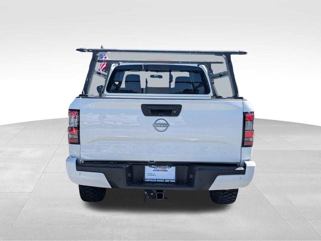 2025 Nissan Frontier SV