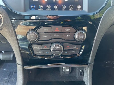 2023 Chrysler 300 S
