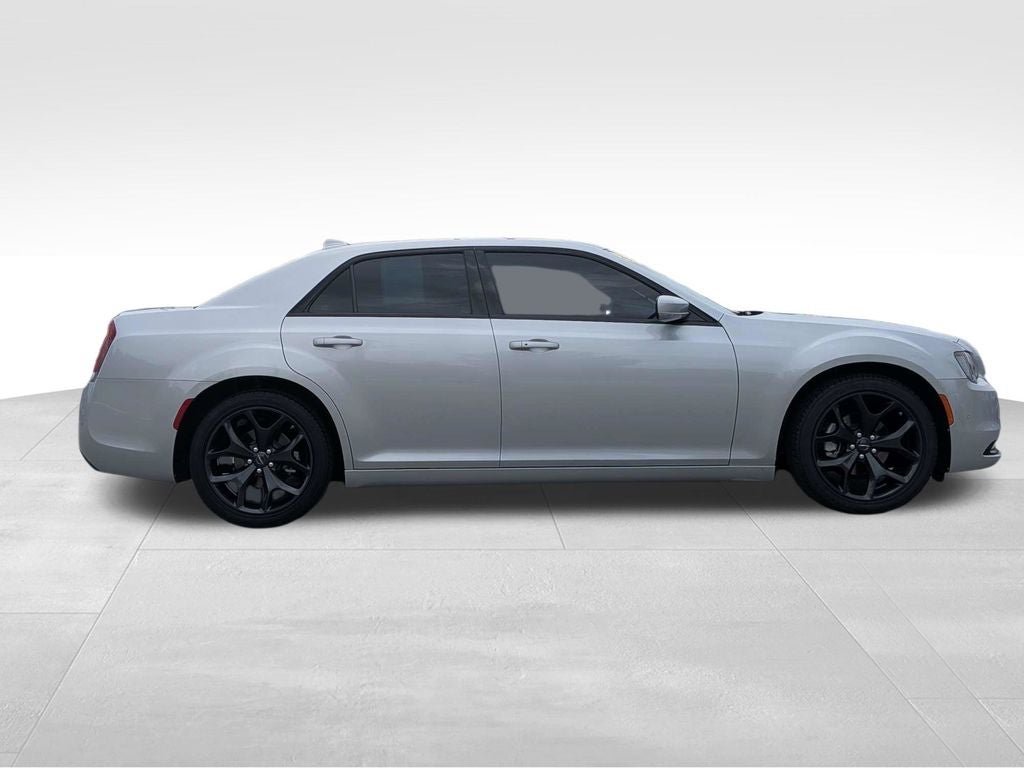 2023 Chrysler 300 S