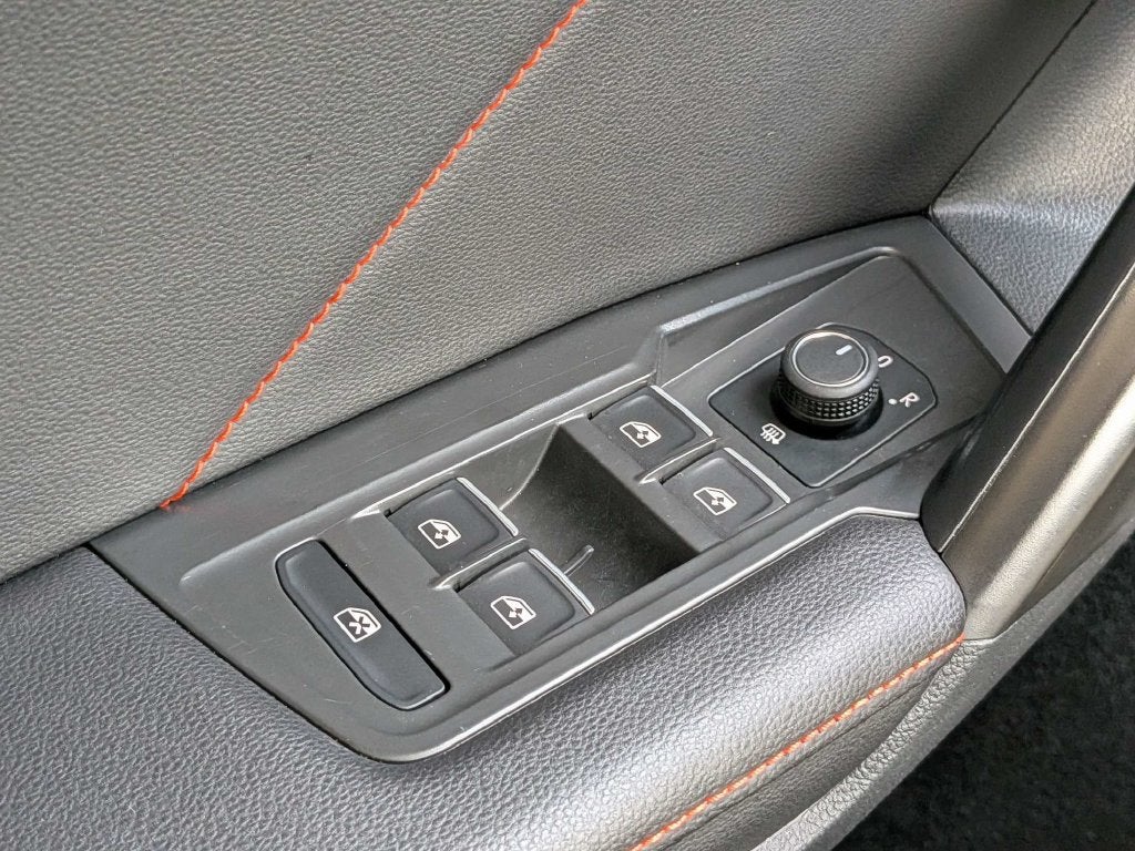 2024 Volkswagen Tiguan 2.0T Wolfsburg Edition