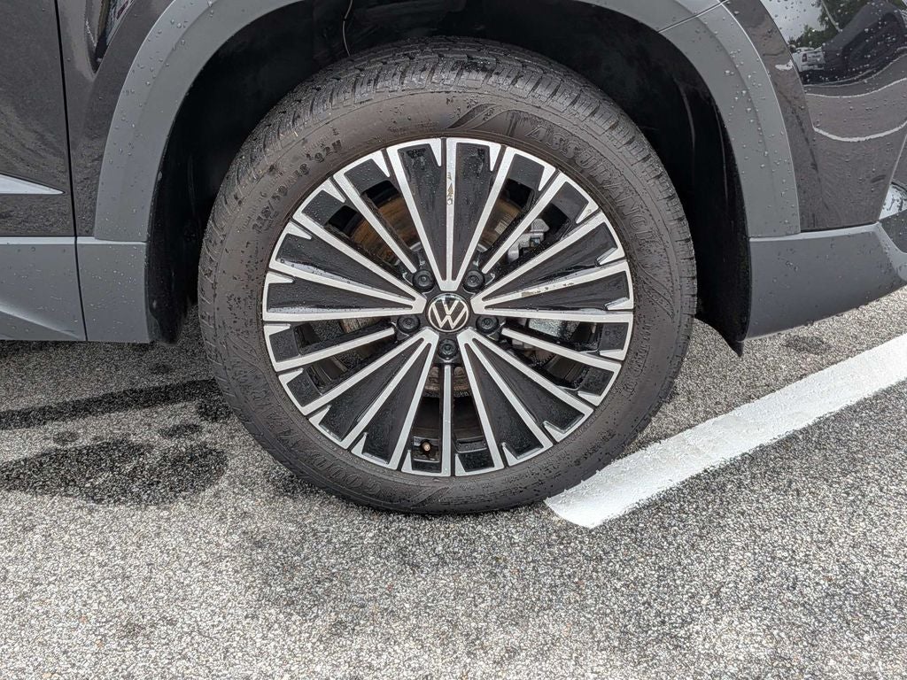 2025 Volkswagen Taos 1.5T SE