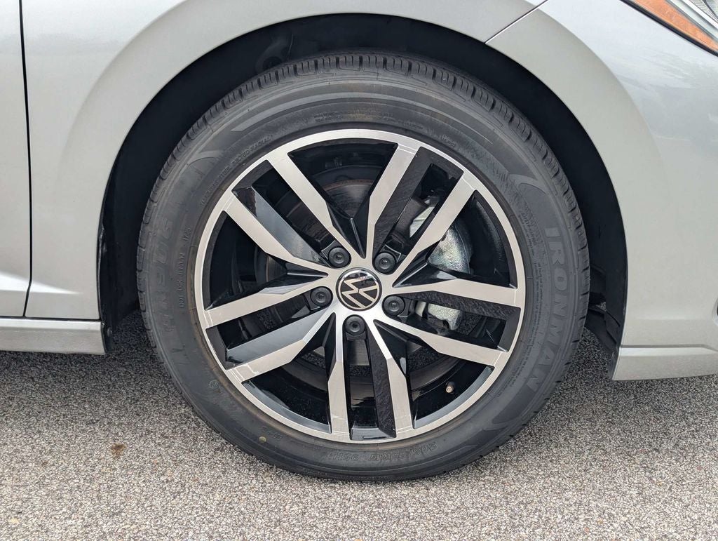 2025 Volkswagen Jetta 1.5T SE
