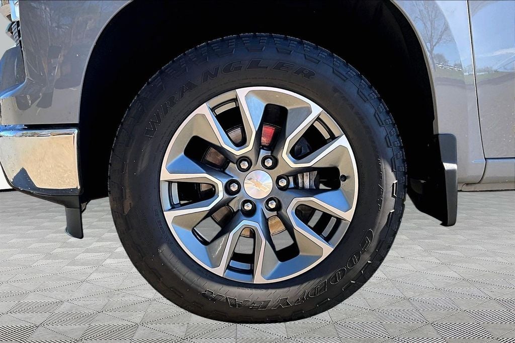 2024 Chevrolet Silverado 1500 LT