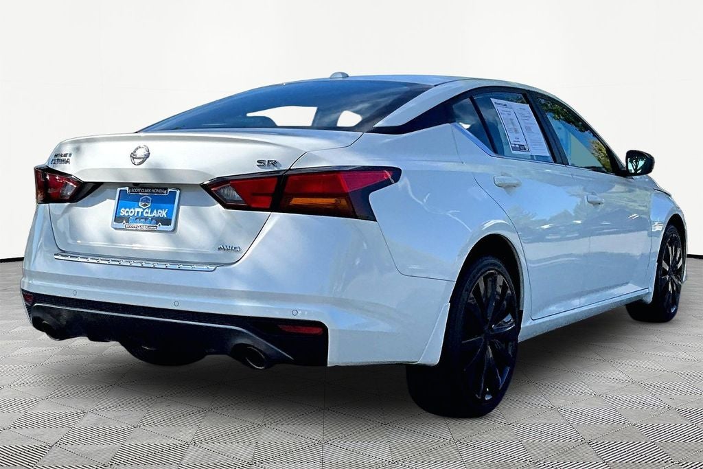 2021 Nissan Altima 2.5 SR