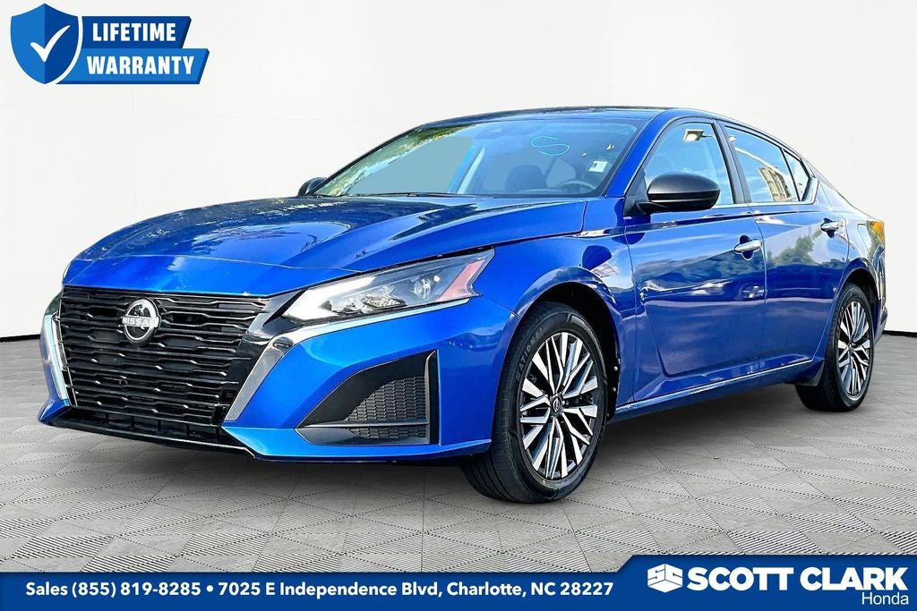 2025 Nissan Altima SV