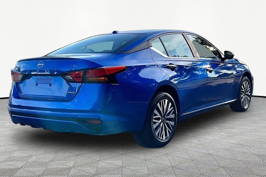 2025 Nissan Altima SV