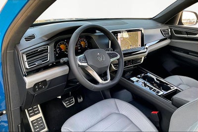 2025 Volkswagen Atlas Cross Sport 2.0T SEL R-Line Black