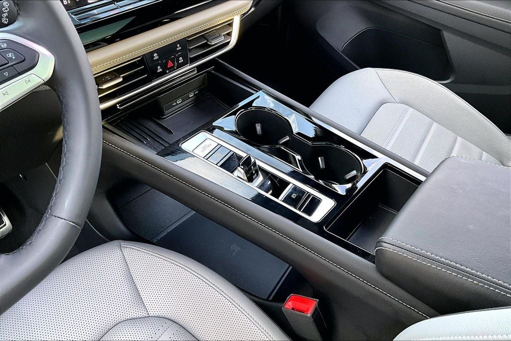 2025 Volkswagen Atlas Cross Sport 2.0T SEL R-Line Black