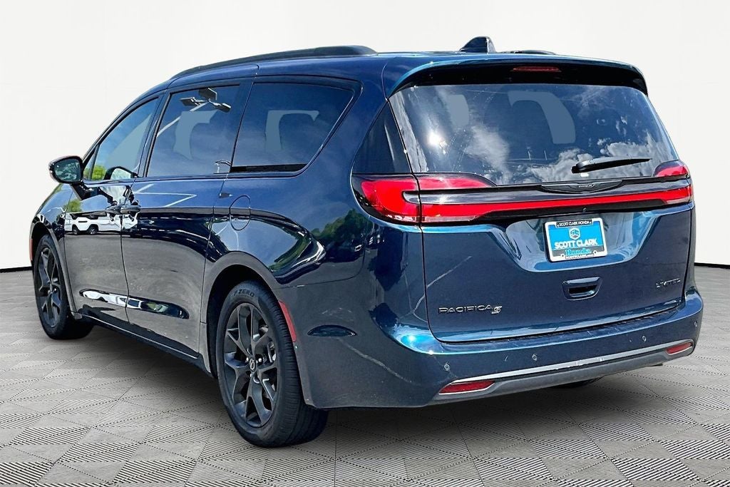 2025 Chrysler Pacifica Limited