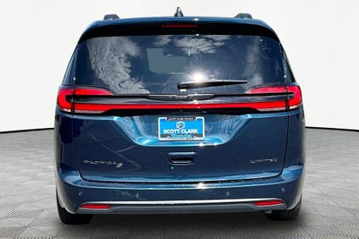 2025 Chrysler Pacifica Limited