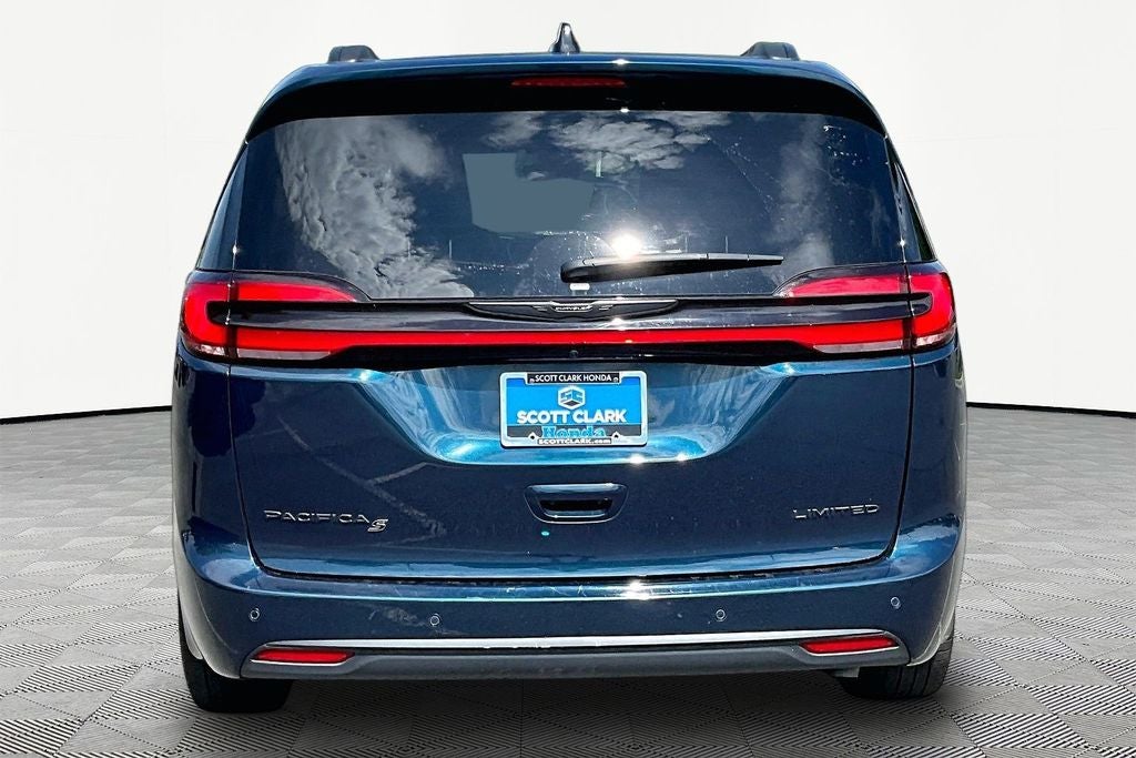 2025 Chrysler Pacifica Limited