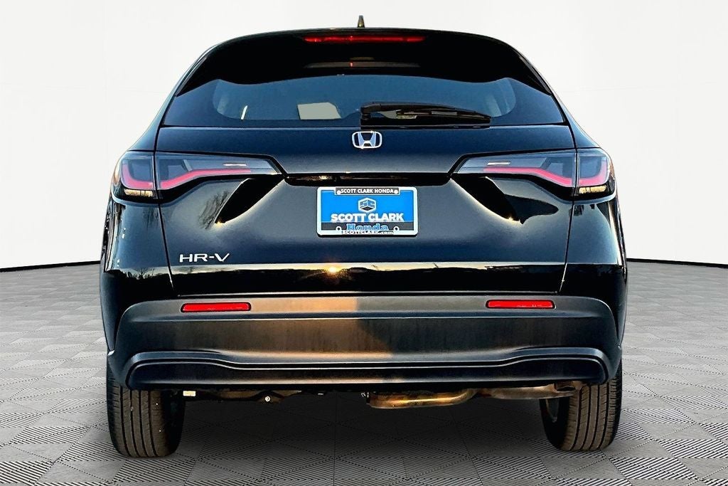 2025 Honda HR-V LX