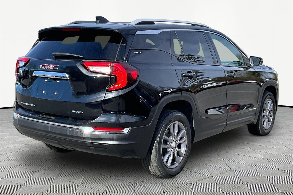 2024 GMC Terrain SLT