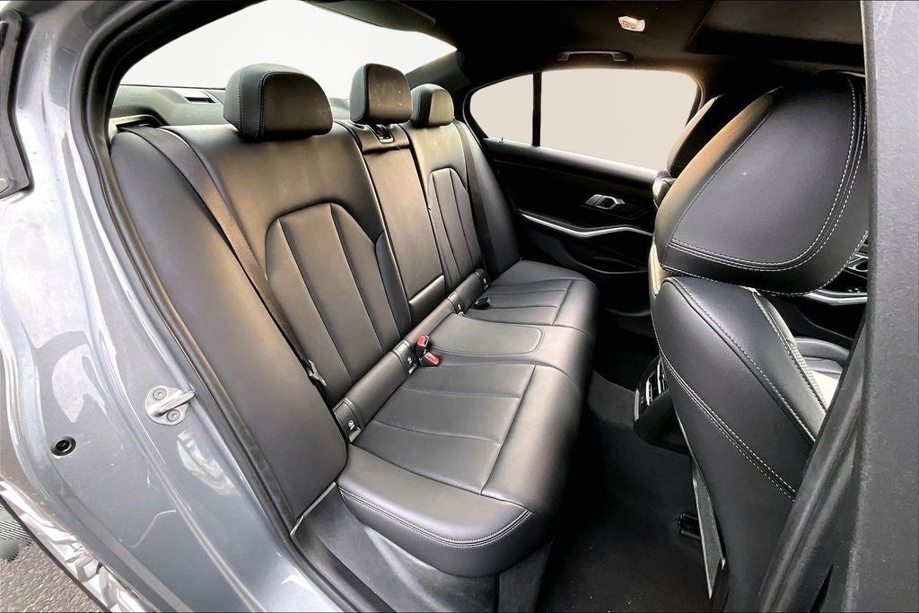 2023 BMW 3 Series 330i xDrive
