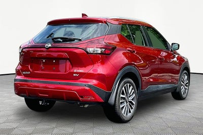 2022 Nissan Kicks SV