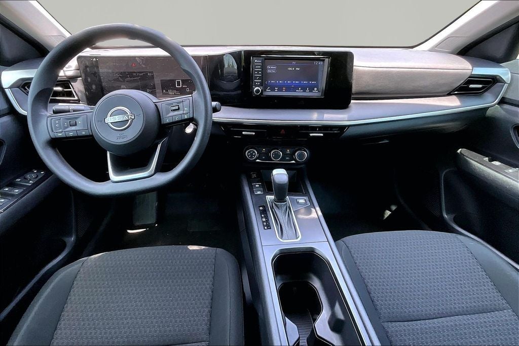 2025 Nissan Kicks S