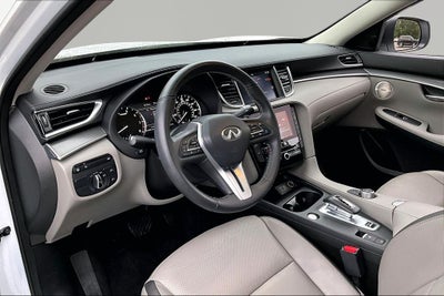 2023 INFINITI QX50 LUXE