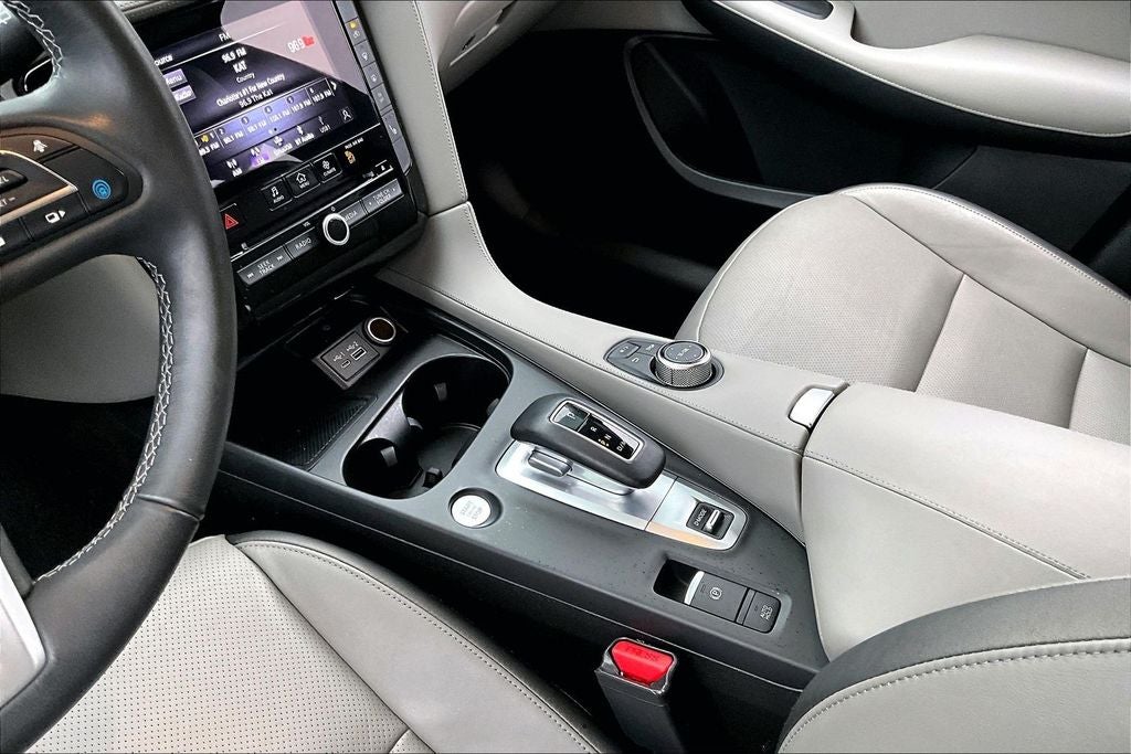 2023 INFINITI QX50 LUXE